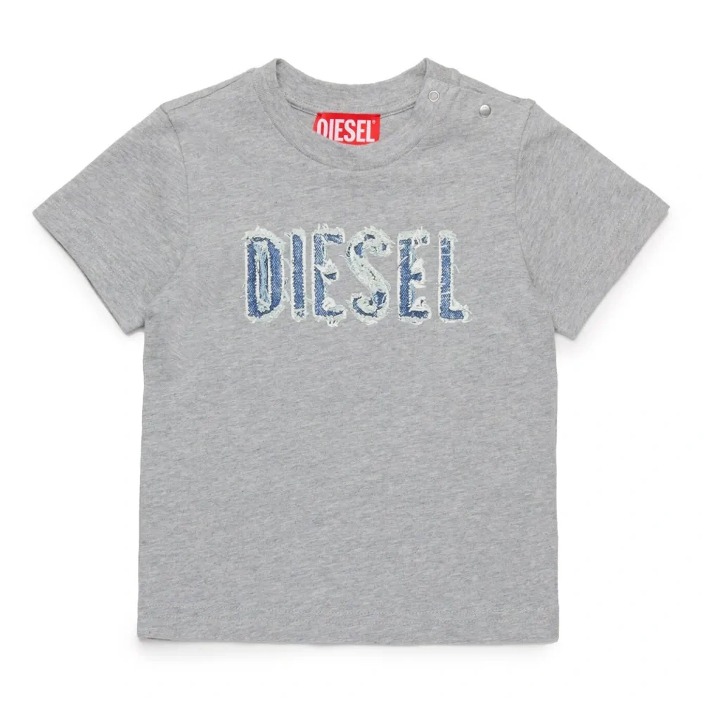 Футболка с логотипом