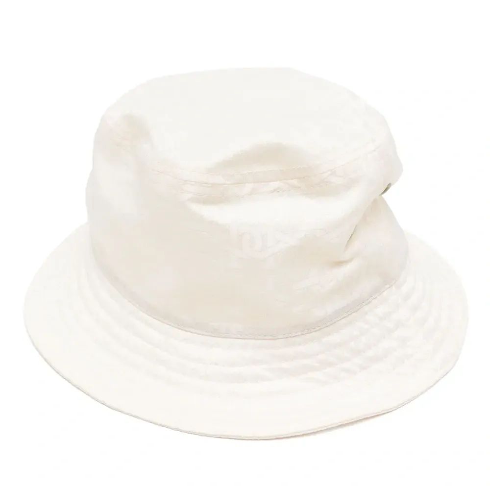 Панама с логотипом