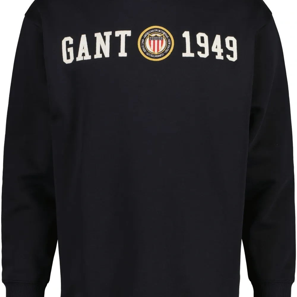 Толстовка Crest Shield