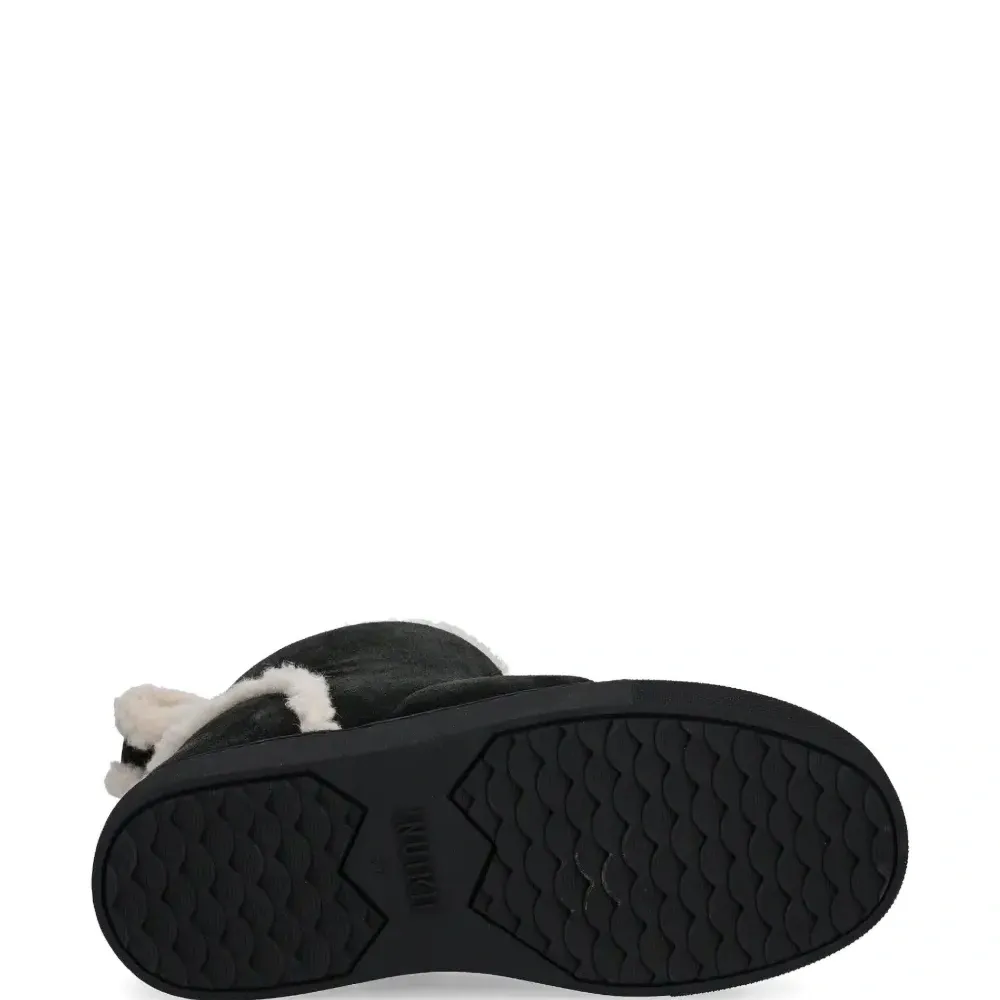 Замшевые ботинки