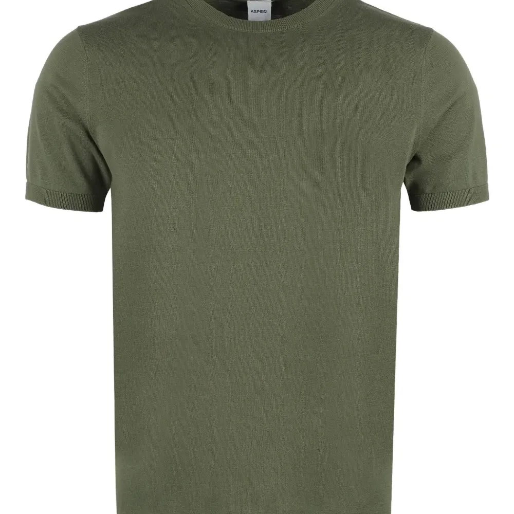 Футболка с круглым вырезом