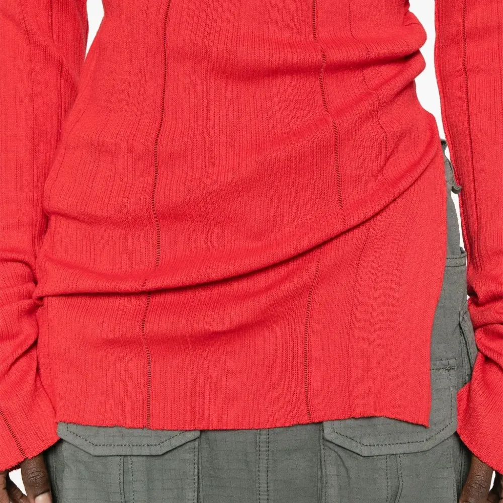 Топ с разрезом