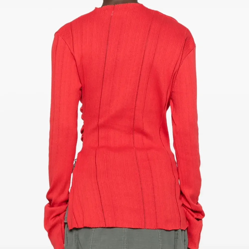 Топ с разрезом