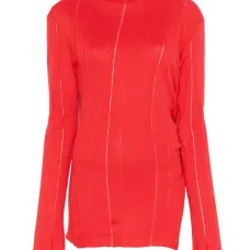 Топ с разрезом