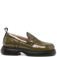 Лоферы с закругленным носком