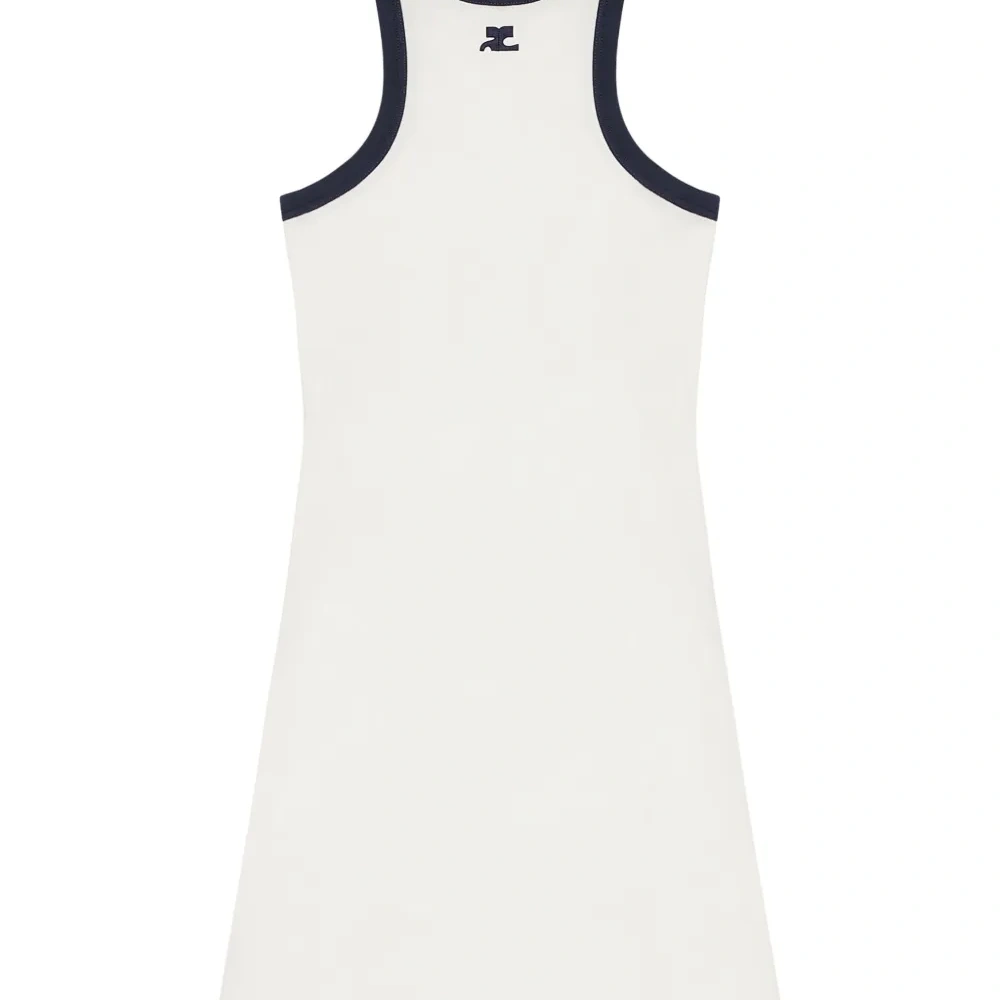 платье с короткими рукавами