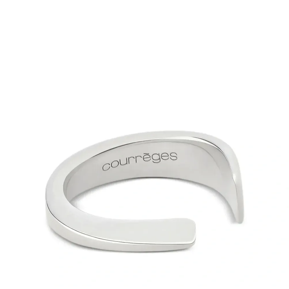 Кольцо асимметричной формы