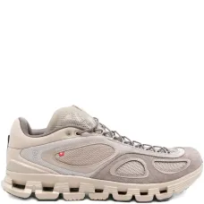 кроссовки Cloud из коллаборации с FKA