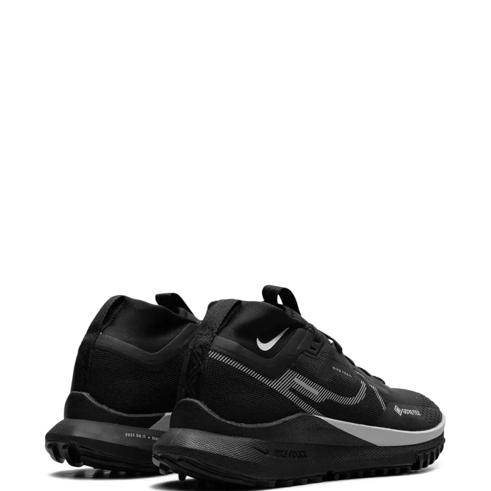 Кроссовки WMNS React Pegasus Trail 4 GTX Reflect Silver