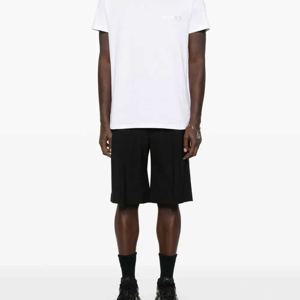 Футболка с логотипом