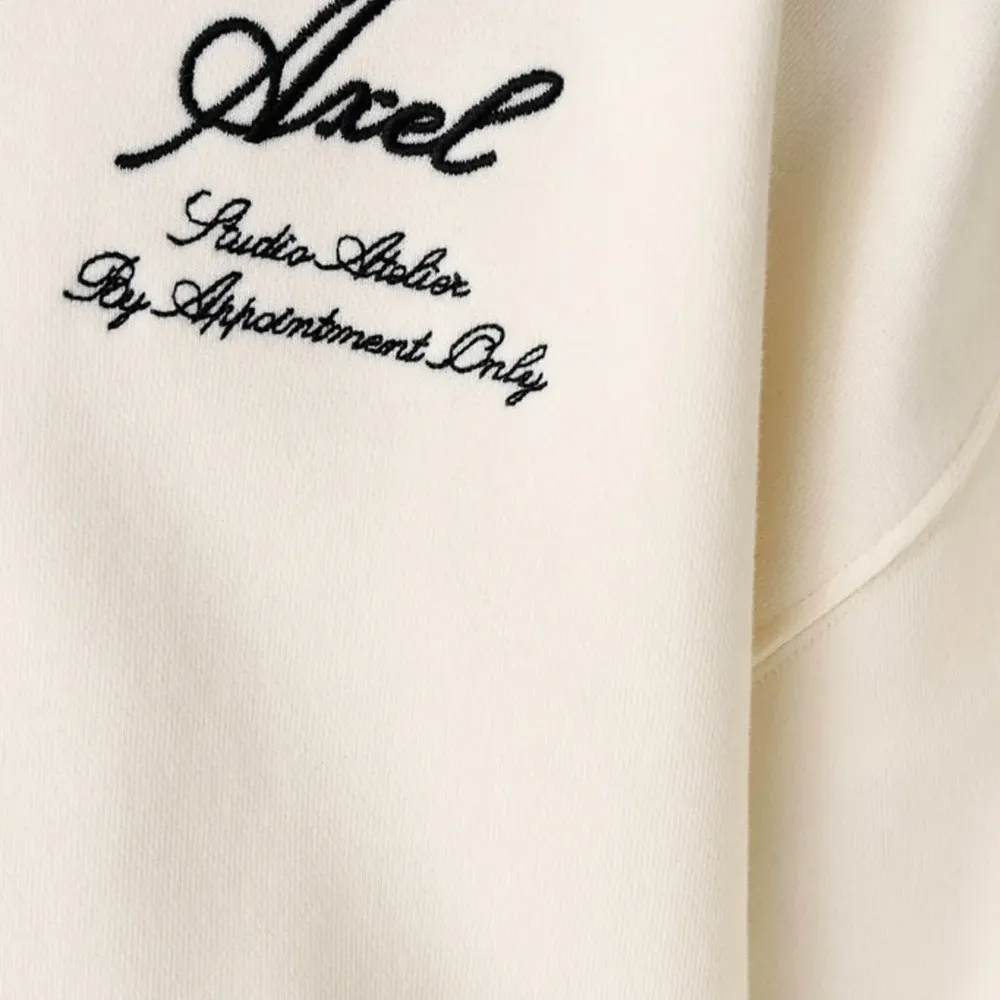 Толстовка с вышитым логотипом