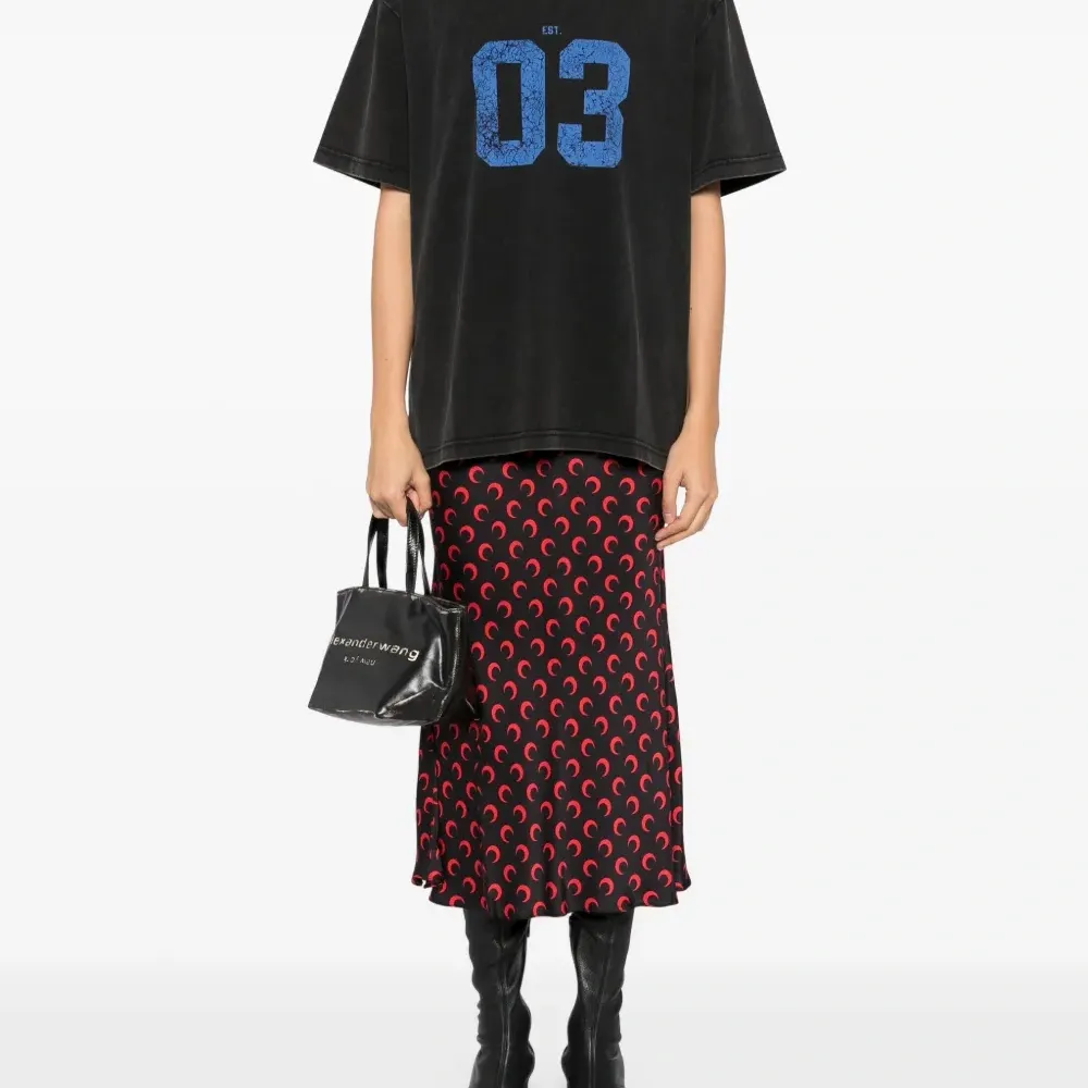 Футболка с графичным принтом