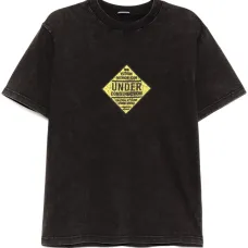 Футболка с графичным принтом