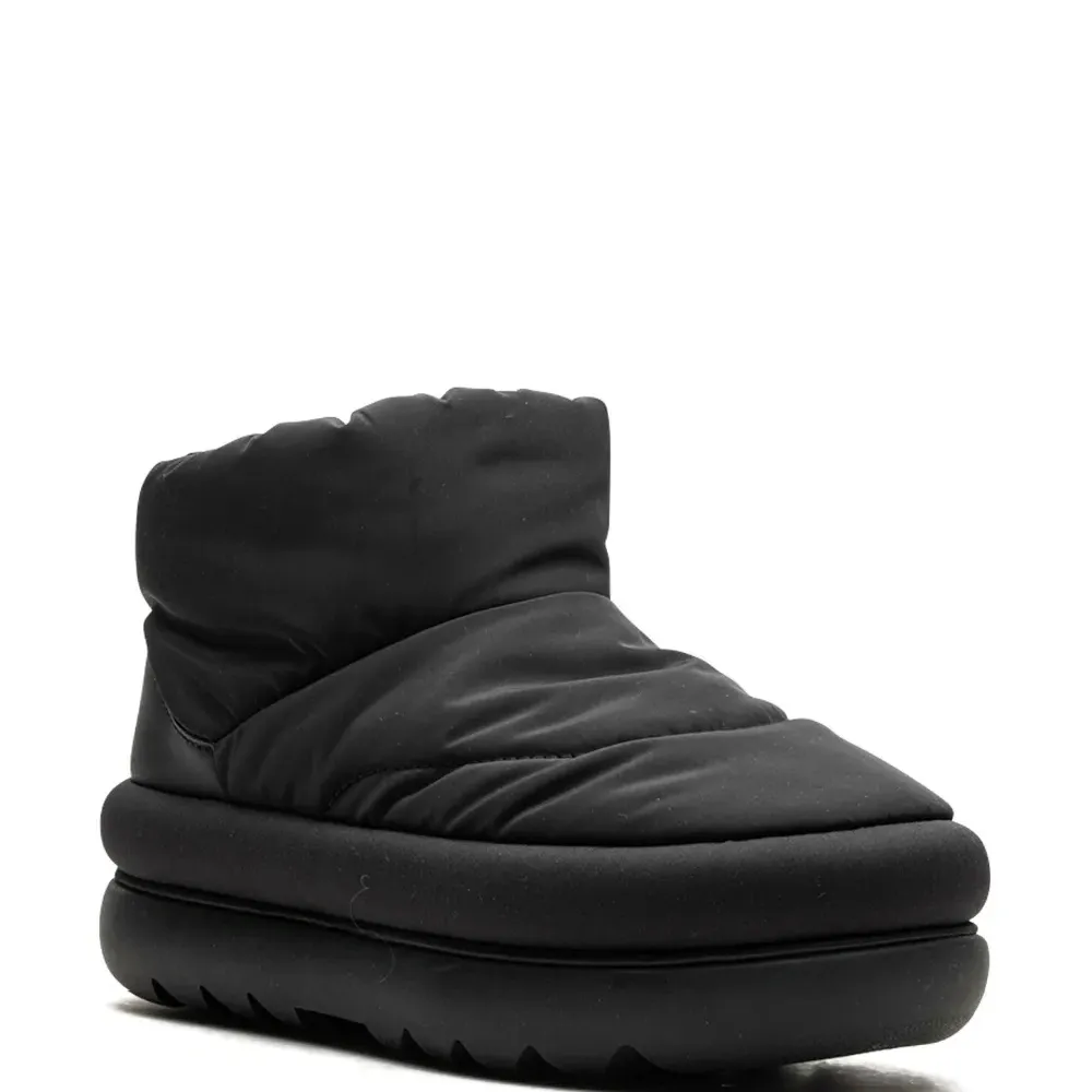 Дутые ботинки