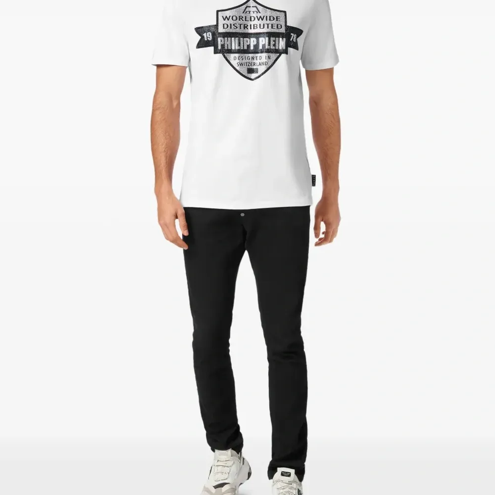 Футболка Crest