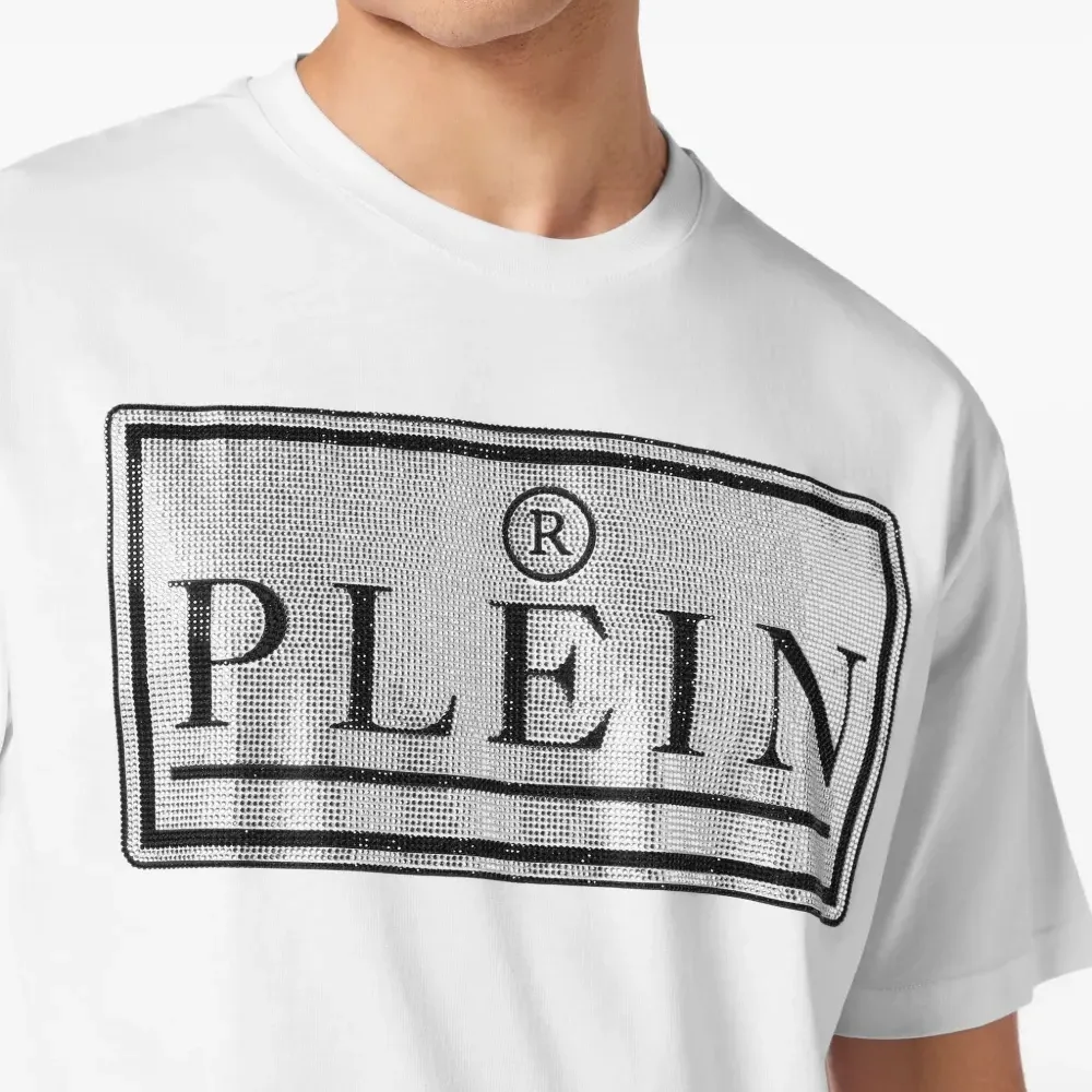 Футболка с круглым вырезом и принтом Футболка с круглым вырезом и принтом