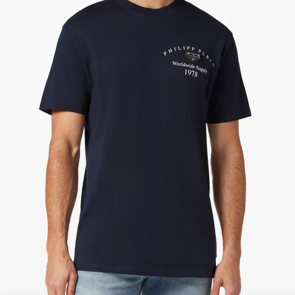 Футболка L'Homme