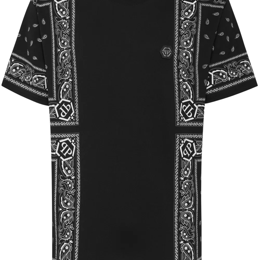 Футболка с принтом пейсли