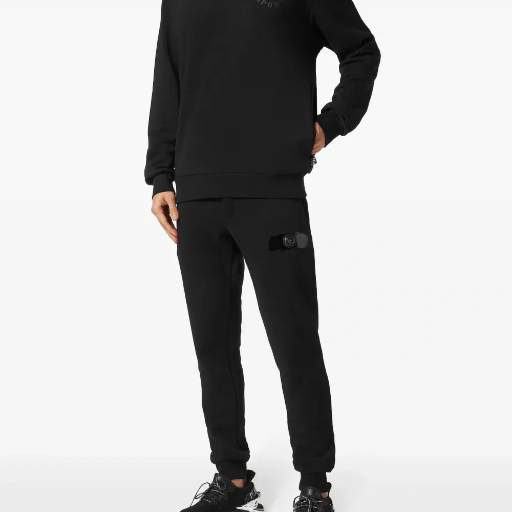 Худи с логотипом Худи с логотипом