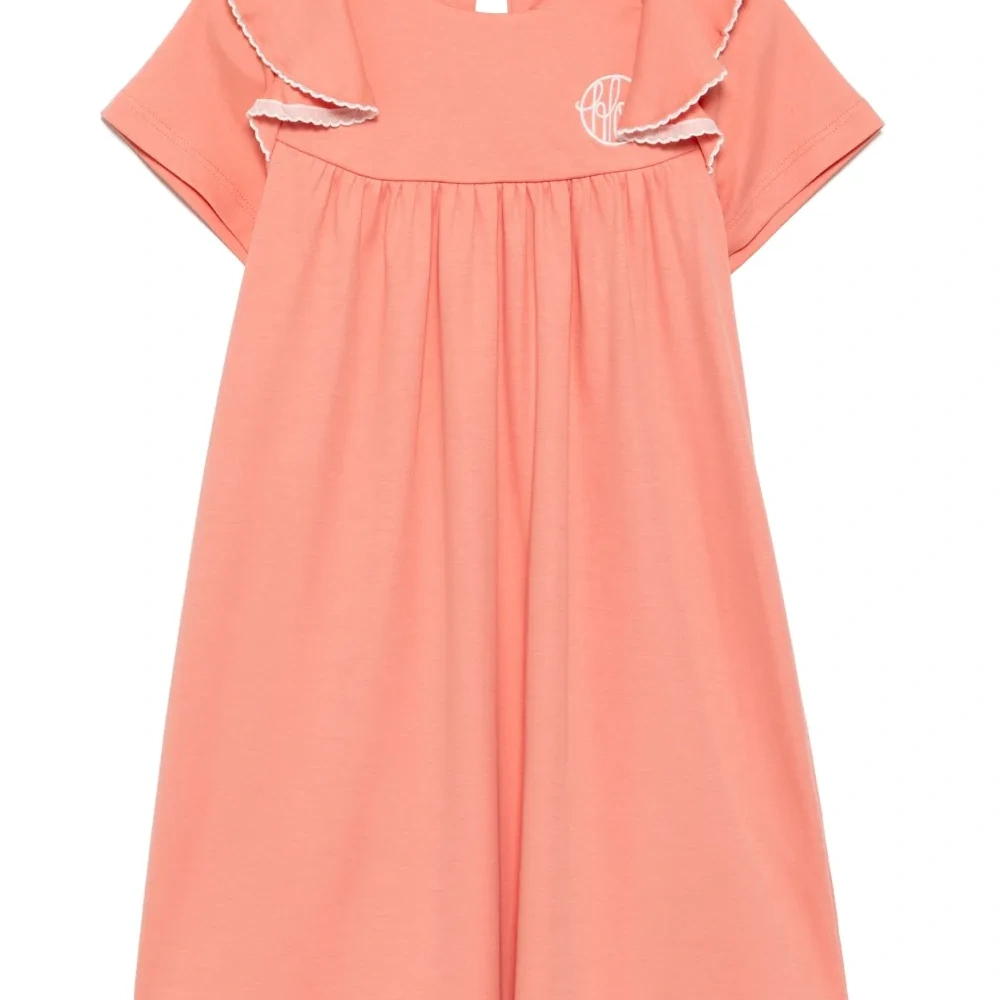 Платье с короткими рукавами