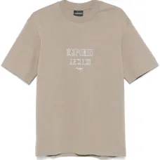 Футболка с вышитым логотипом