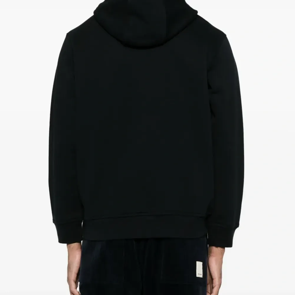 Худи с вышитым логотипом