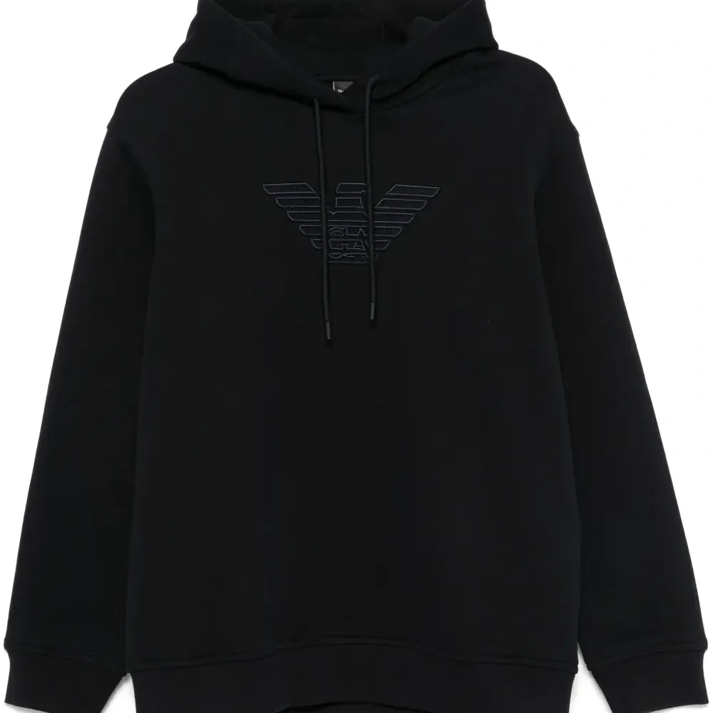 Худи с вышитым логотипом