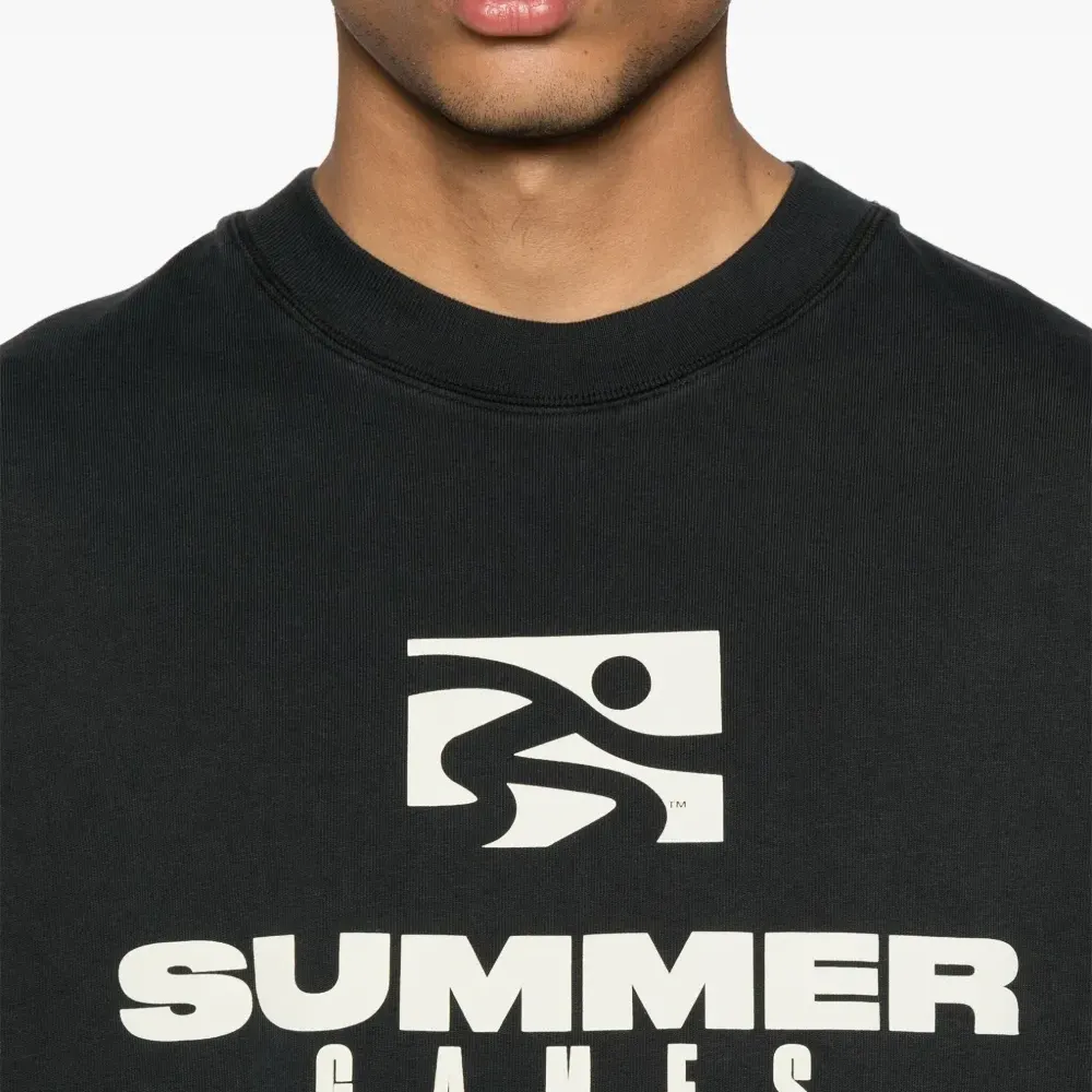 Футболка с логотипом