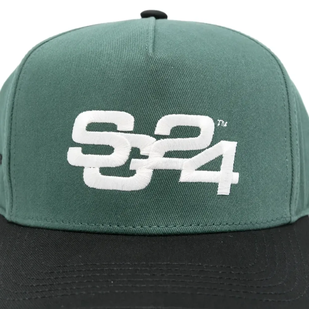 Кепка с вышивкой