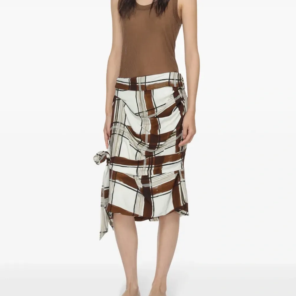 Бесшовный топ в рубчик