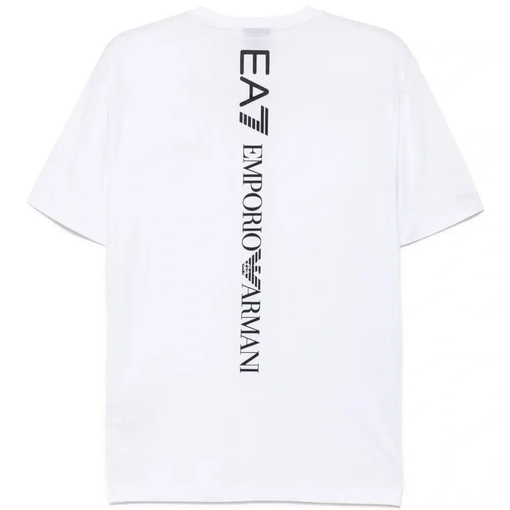 Футболка с логотипом