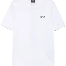 Футболка с логотипом