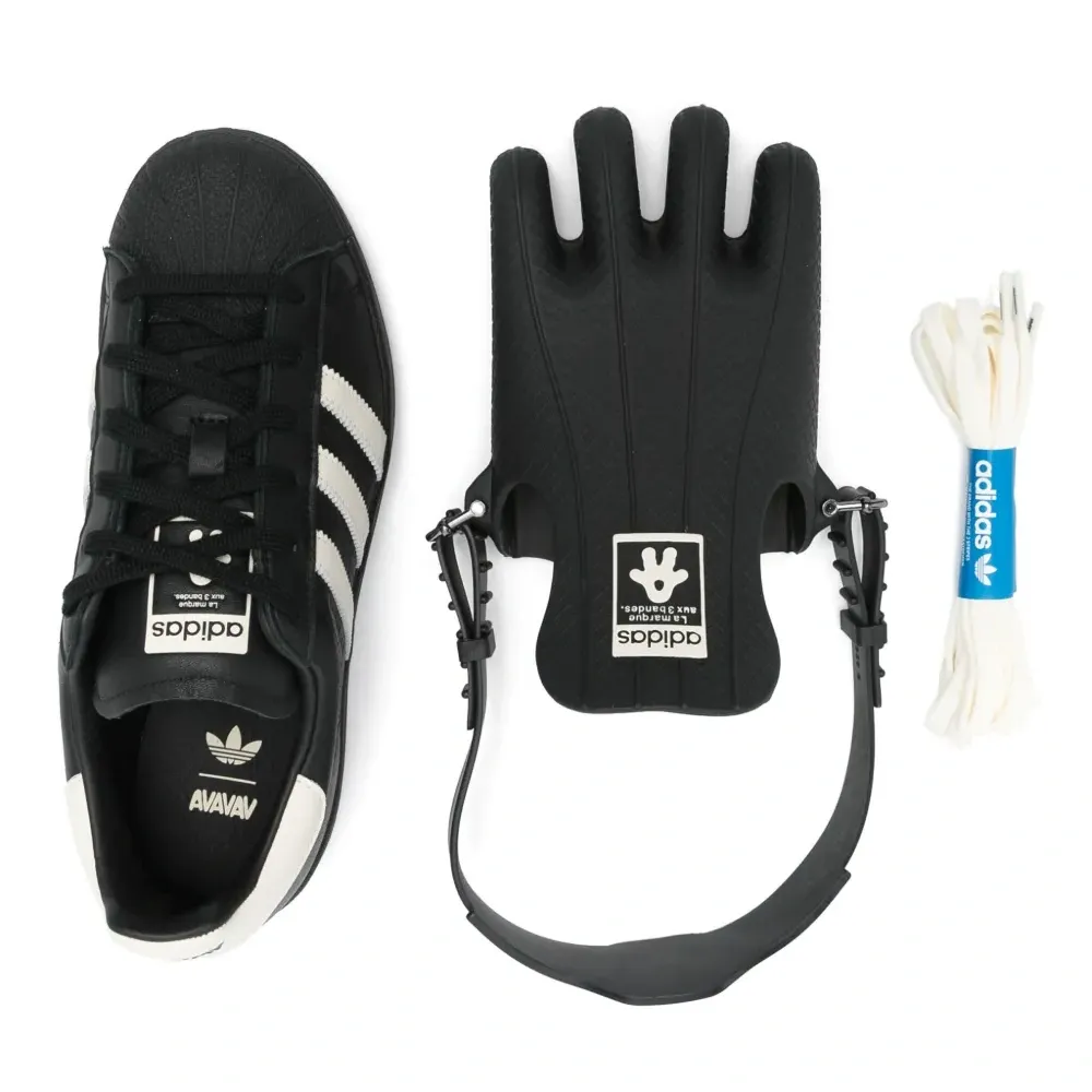 Кроссовки Superfinger Superstar из коллаборации с Avavav