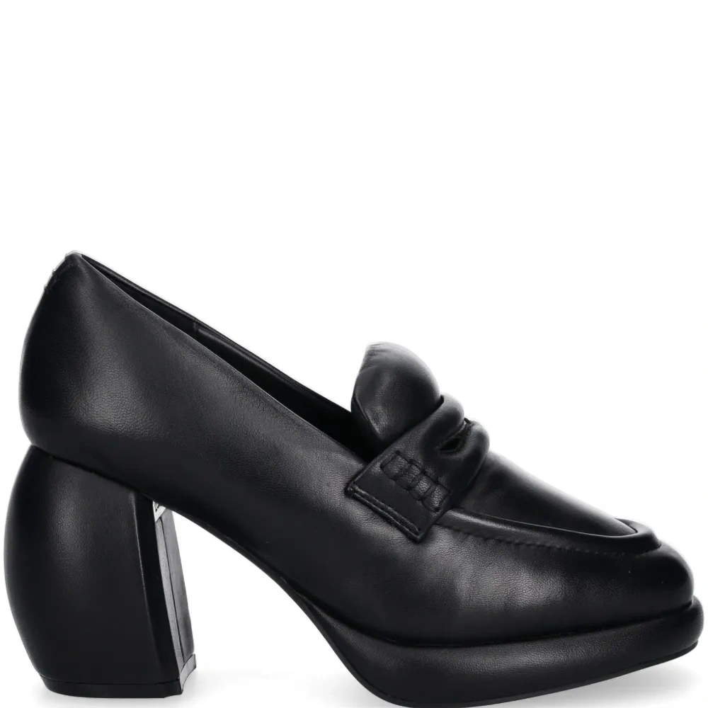 Туфли из коллаборации с Martine Rose