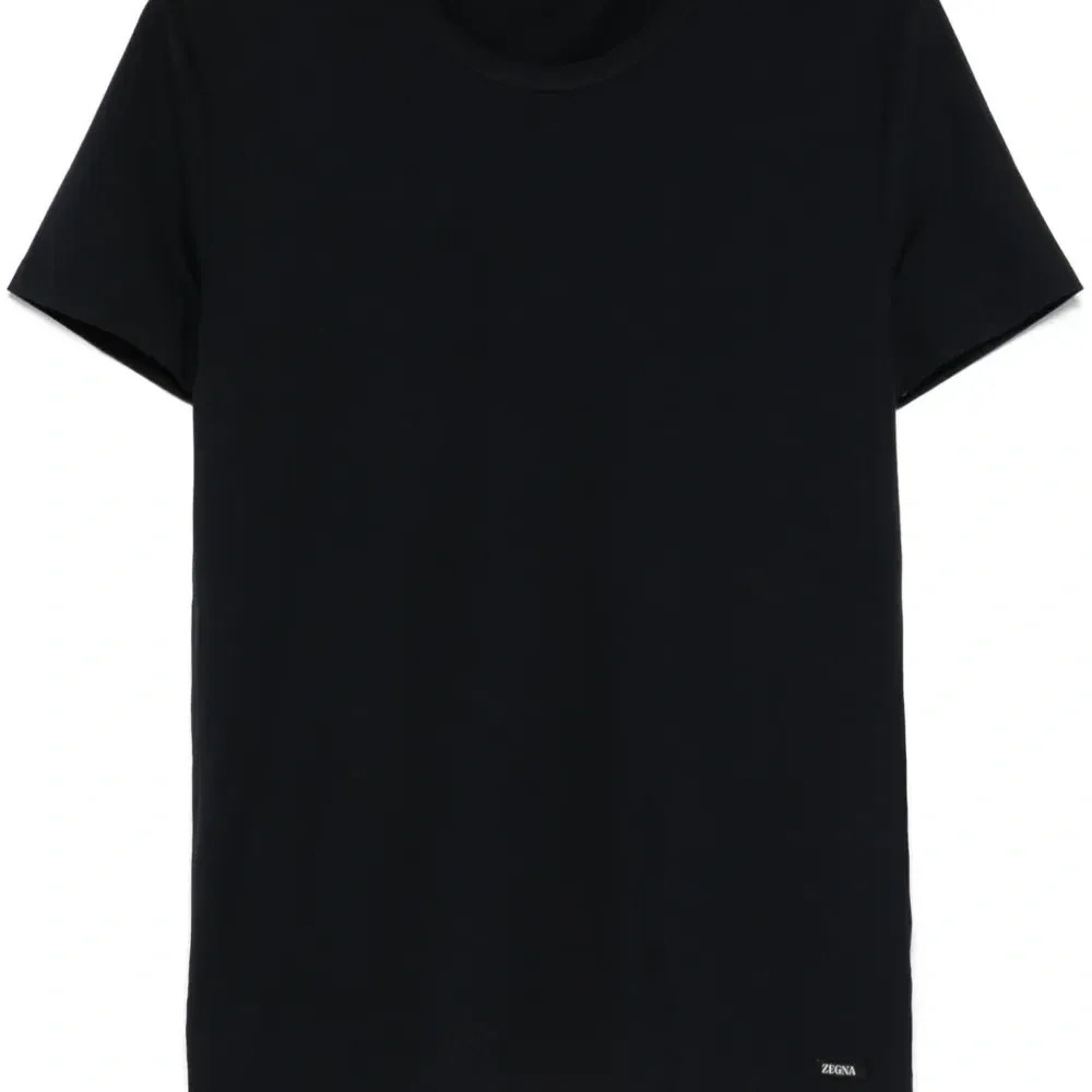 Футболка с круглым вырезом