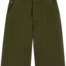 Шорты-бермуды широкого кроя