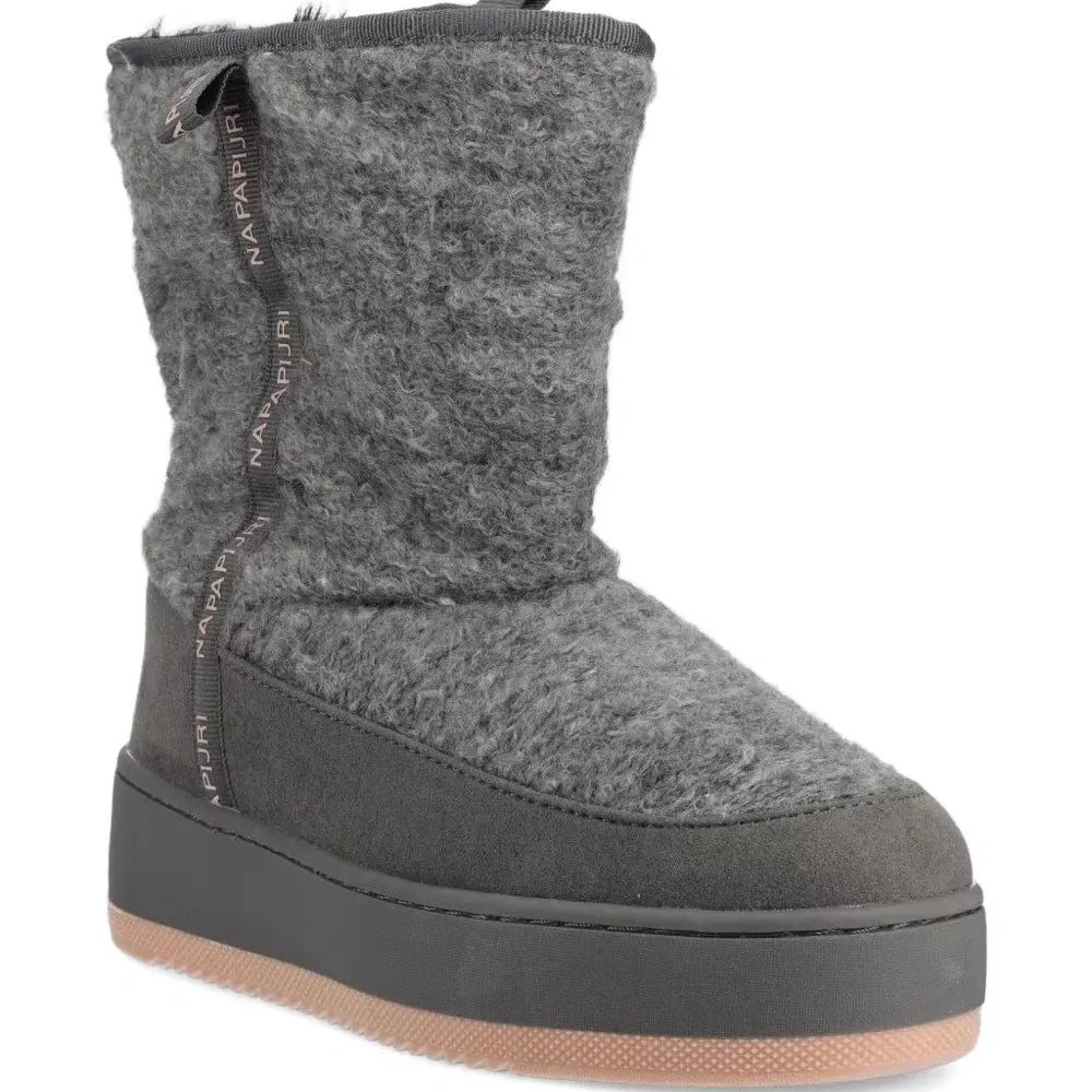 Ботинки с флисовой подкладкой