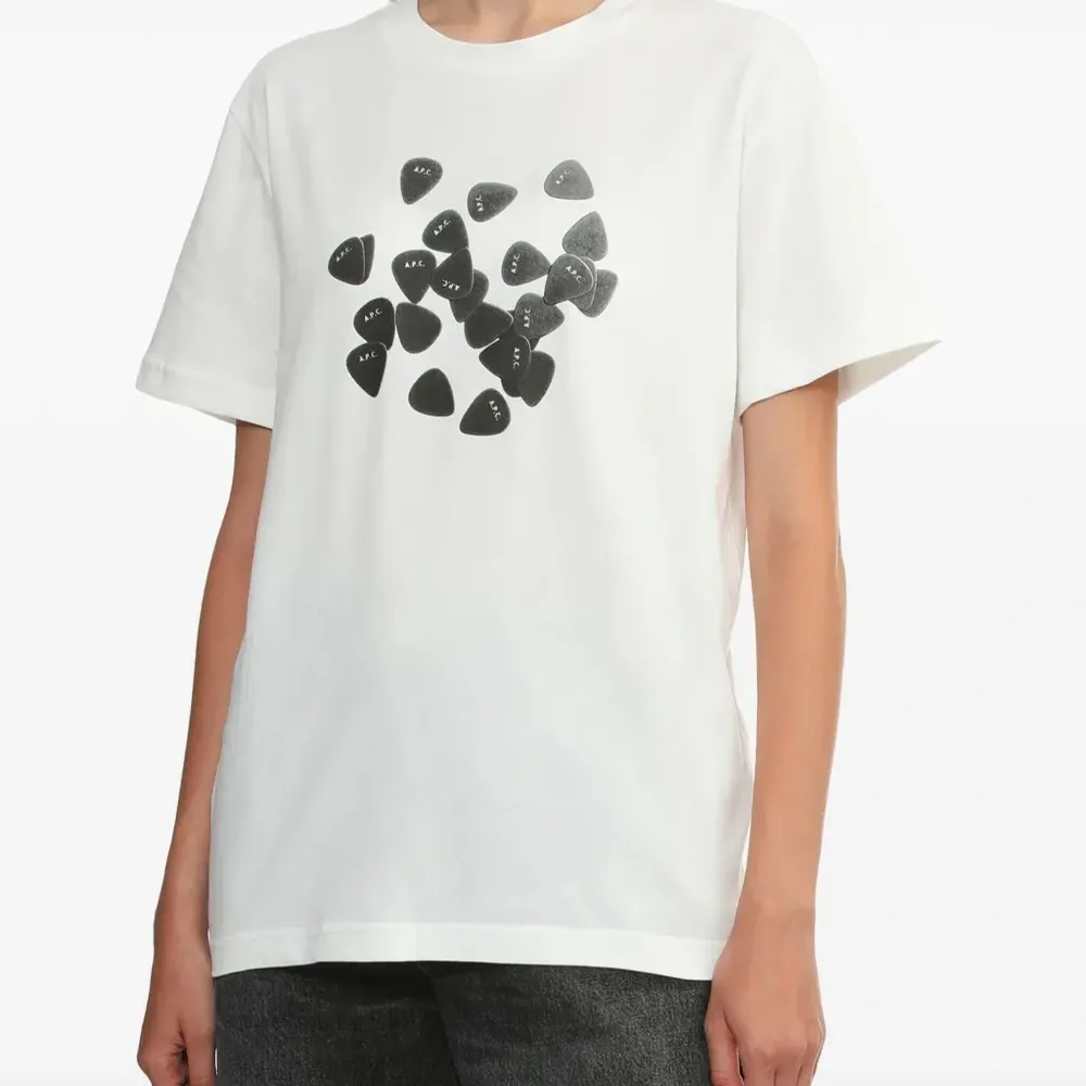 Футболка с логотипом