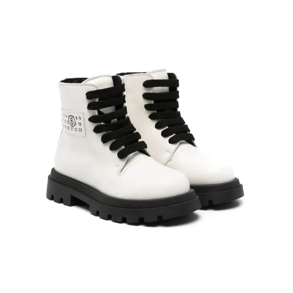 Ботинки с логотипом