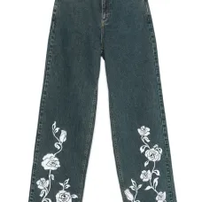 Прямые джинсы