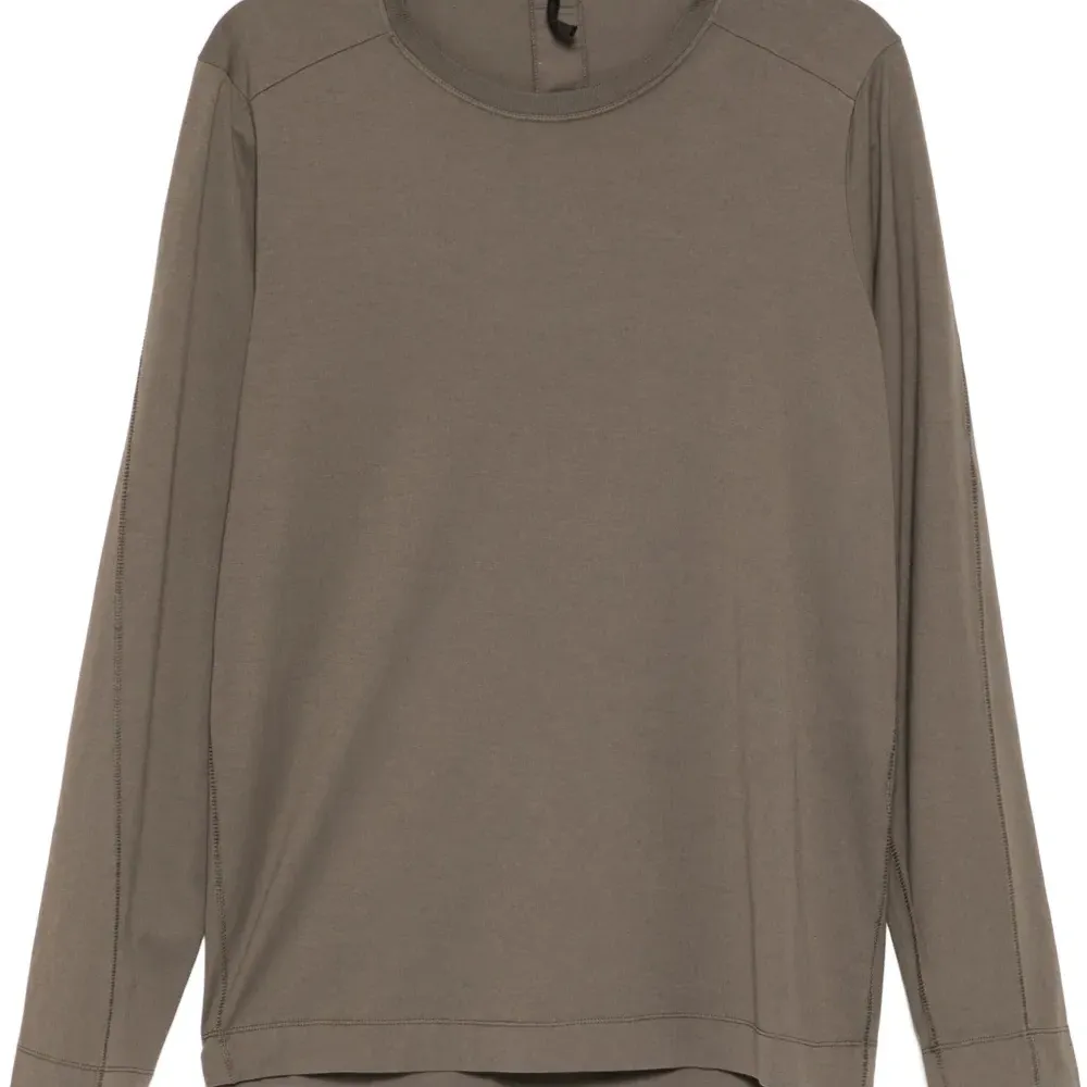 Футболка с круглым вырезом