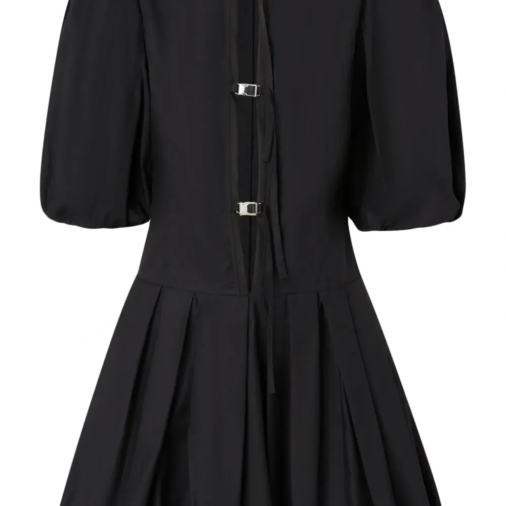 Платье мини с пряжкой