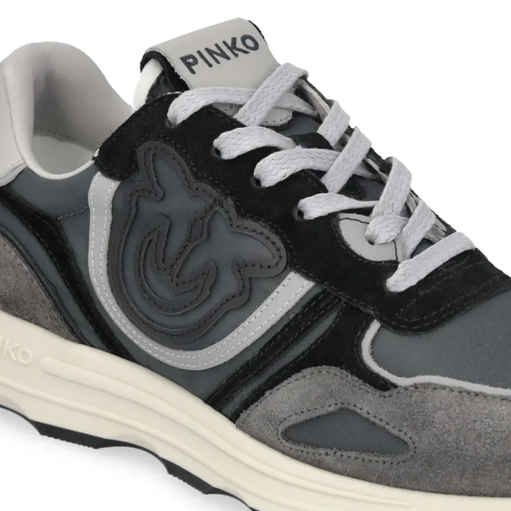 Кроссовки Zoe