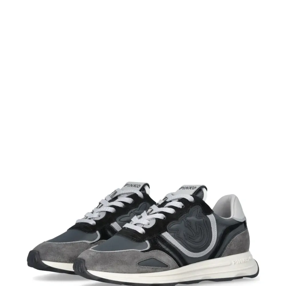 Кроссовки Zoe