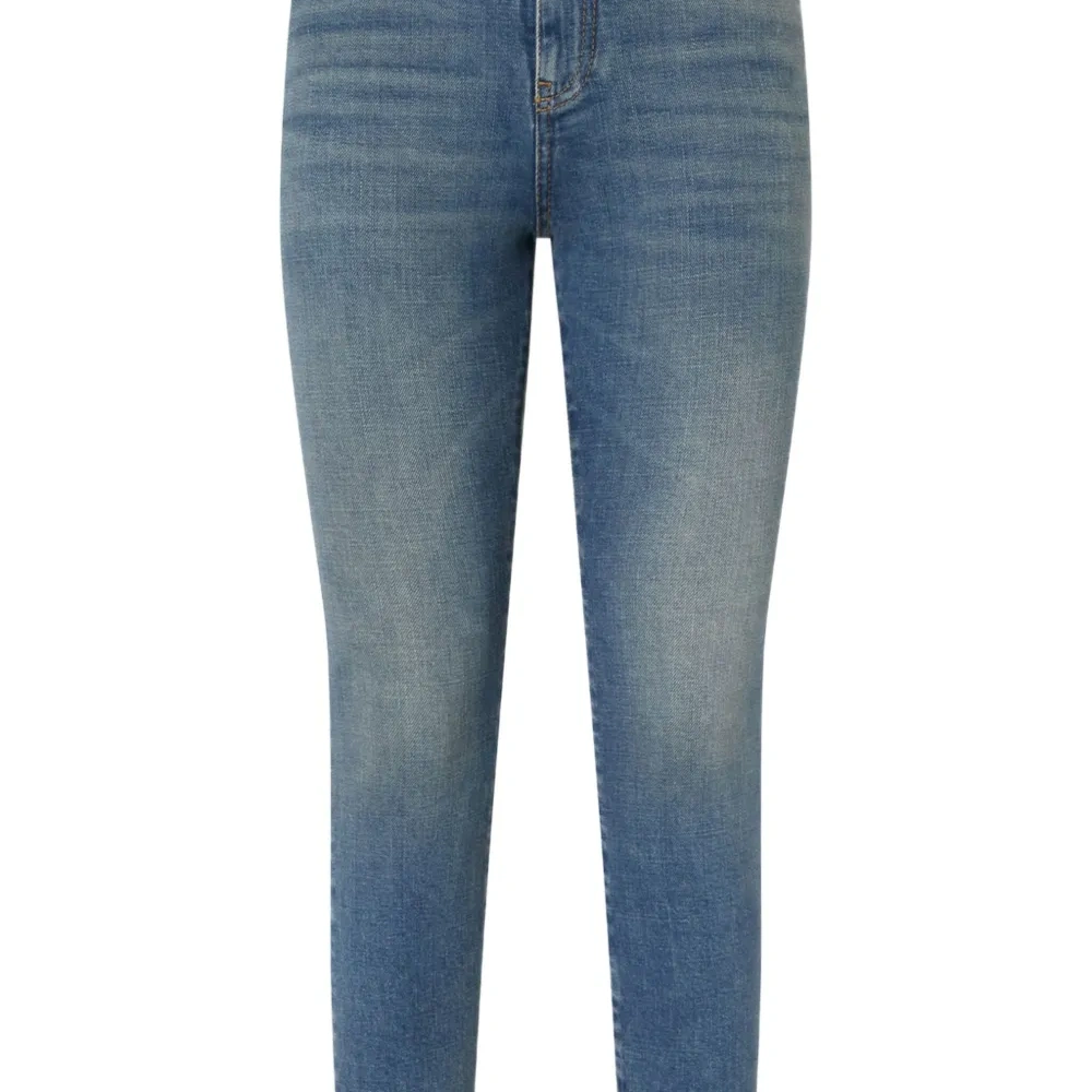 Джинсы узкого кроя с вышитым логотипом Джинсы узкого кроя с вышитым логотипом