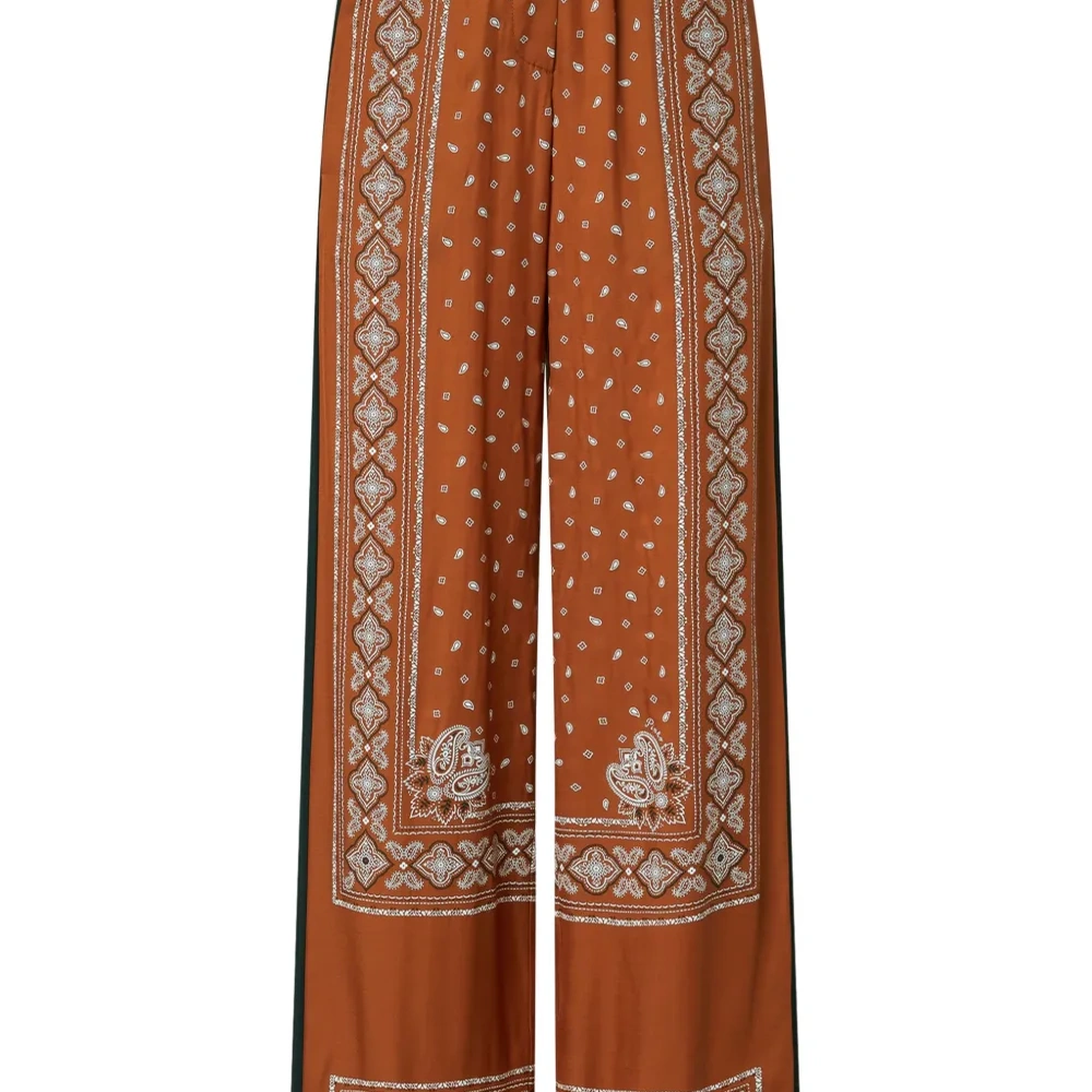 Брюки с принтом