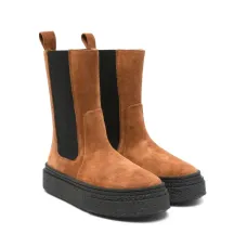 Замшевые ботинки