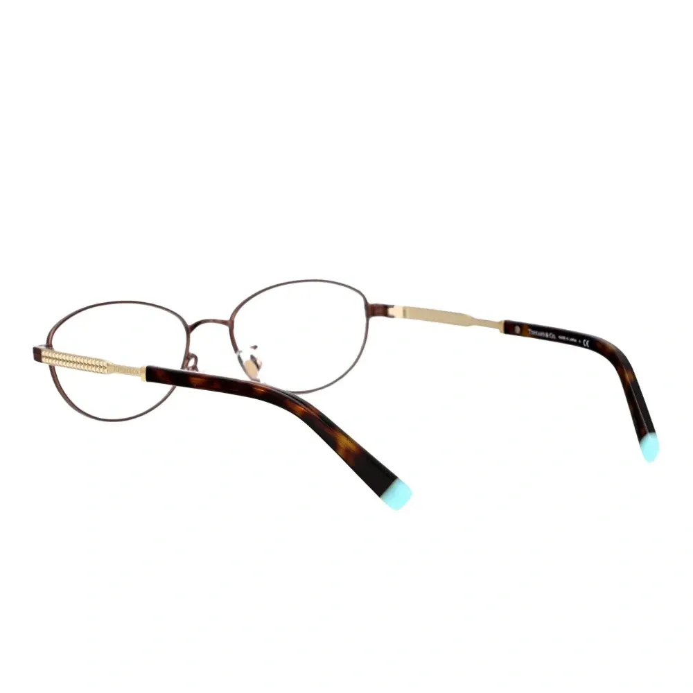 Очки в овальной оправе Очки в овальной оправе