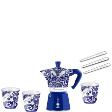 Набор Moka Express Blu Mediterraneo из коллаборации с Dolce & Gabanna Набор Moka Express Blu Mediterraneo из коллаборации с Dolce & Gabanna