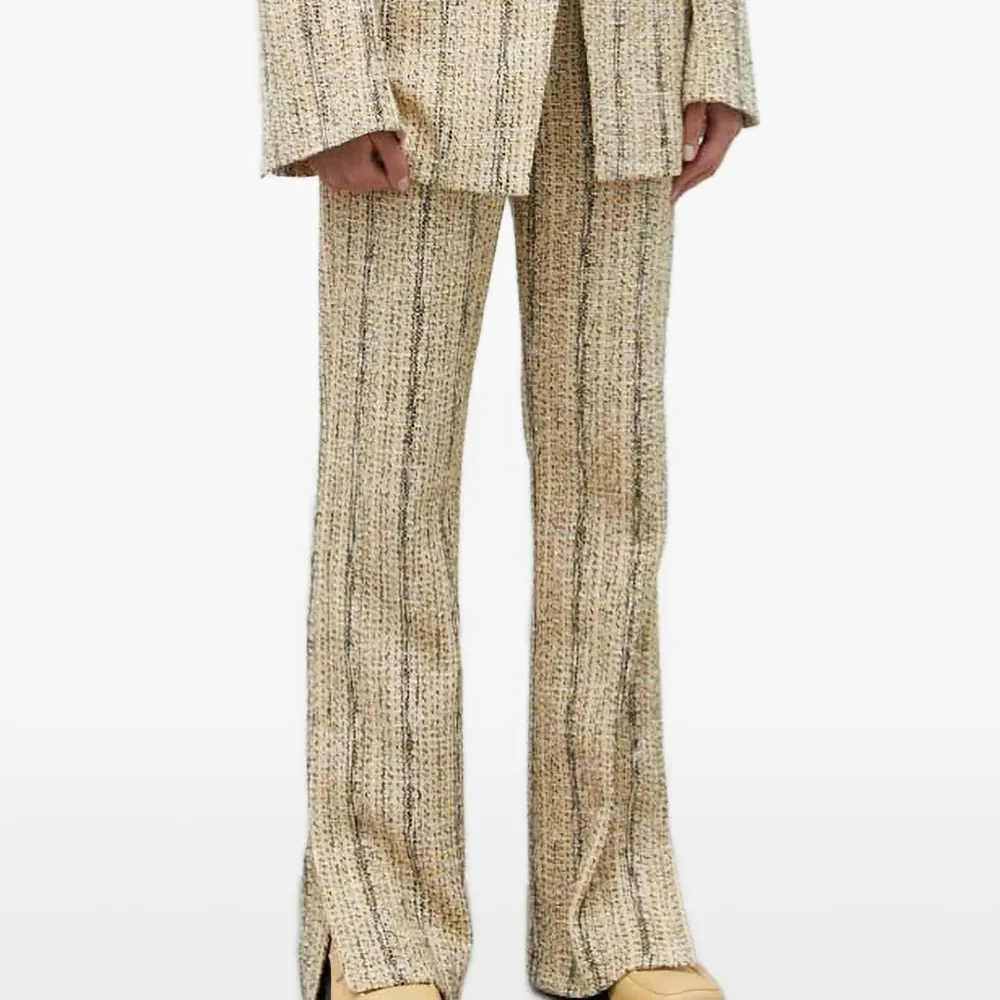 Твидовые брюки с разрезами